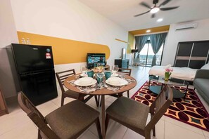 Superior Studio, 1 Queen Bed, Balcony, City View | In-room dining - Netizen Cheras Residence by Emily in Town (Cheras)