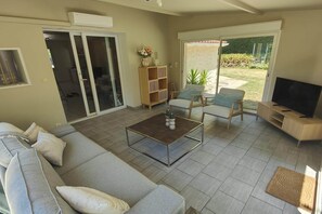 Smart-tv en een kantoor