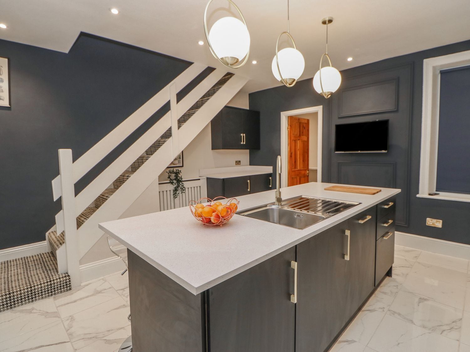 Cottage | Private kitchen | Cookware/dishes/utensils