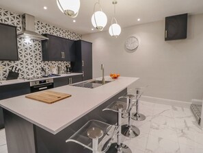 Chaumière | Cuisine privée | Vaisselle et ustensiles