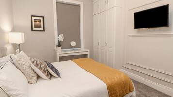 Cottage | 4 bedrooms, individually decorated, individually furnished, free WiFi