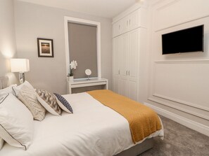 4 habitaciones, decoración personalizada y muebles diferentes