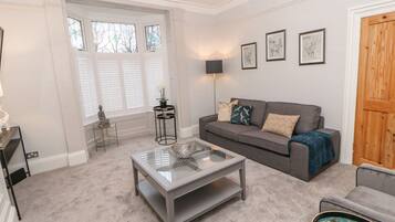 Cottage | Living area