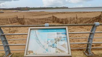 平房 | 海灘 | 鄰近海灘