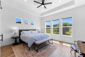 3 chambres, bureau, fer et planche à repasser, Wi-Fi gratuit