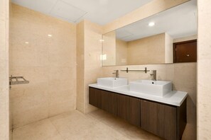 Bathroom - Regalia Residence KL Infinity Pool (Kuala Lumpur)
