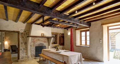 Charming house with terrace and garden, child and pet friendly