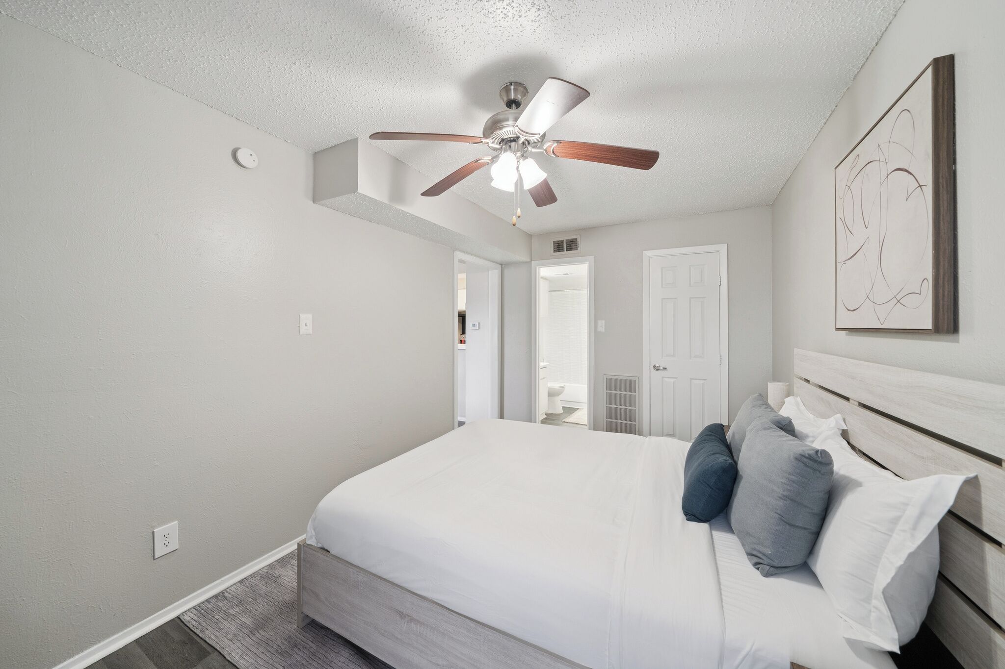 Strykejern/-brett, reiseseng for barn, wi-fi (inkludert) og sengetøy