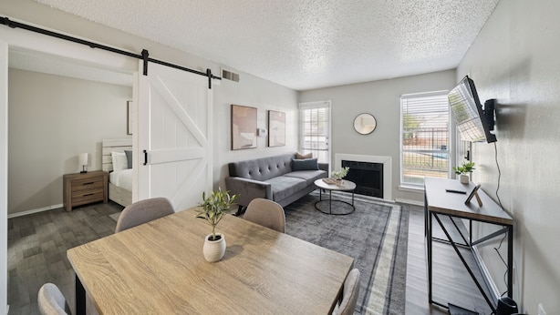 Interior - The Charlie 8105 I Spacious and Comfy 1 Bed 1 Bath (Dallas)