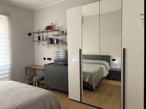 1 quarto, ferros/tábuas de passar roupa, Wi-Fi, roupa de cama