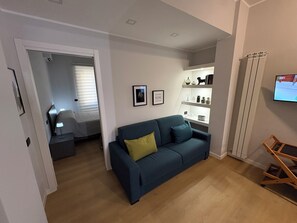 Smart TV - Masonber Style & Comfort in the Center of Rome: (Roma)