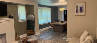 Charming 3BR Family Home Near Downtown STL