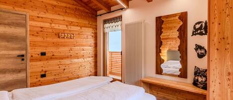 4 bedrooms, free WiFi