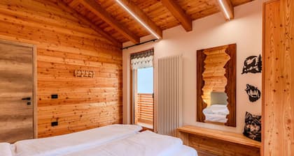 Schöne Wohnung in einem Ferienhaus mit W-LAN, TV, Innenhof, Panoramablick und Parkplatz