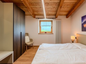 2 habitaciones, cuna de viaje y wifi gratis 