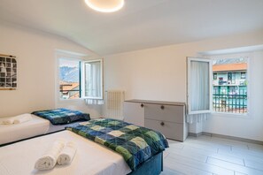 3 soverom og strykejern/-brett