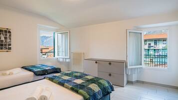 3 camere, ferro/asse da stiro