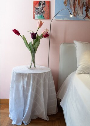 1 bedroom, free WiFi - Lovely apartment for 2 people with WIFI, A/C and TV (Pavia)