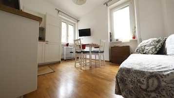 1 camera, ferro/asse da stiro, culla da viaggio, Wi-Fi gratuito