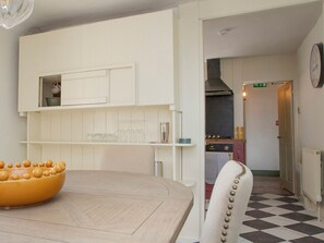 Dining - Apartment 2, 86 Dyer Street (Cirencester)