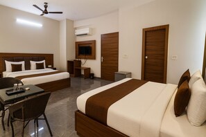 Free WiFi - Hotel Yash Regency - Managed by JMD Group (New Delhi)