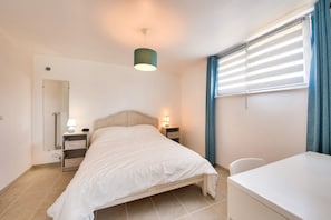 3 bedrooms
