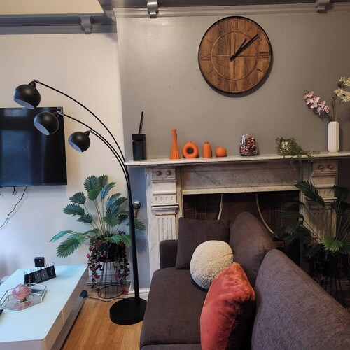 Charming Victorian Apartment in Central Wolverhampton