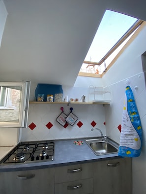 Microwave, stovetop - The foreshortening in the square - Agropoli Center (Agropoli)