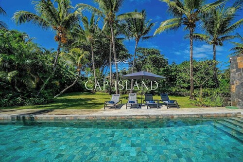 Prestigious 4-bedroom en-suite villa on the Golf d'Anahita