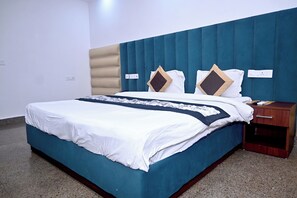 Deluxe Room | Free WiFi