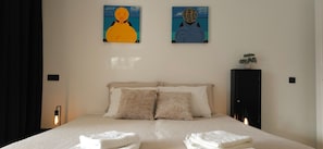 Deluxe Apartment, 2 Bedrooms, Patio, Garden View | Hypo-allergenic bedding, memory-foam beds, in-room safe, desk - Appartement Mileo Jan Thiel Curacao (Jan Thiel)