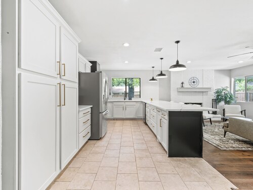 Casa Chilluxe | 4BR + Ping Pong