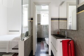 Coffres-forts dans les chambres, Wi-Fi gratuit, draps fournis