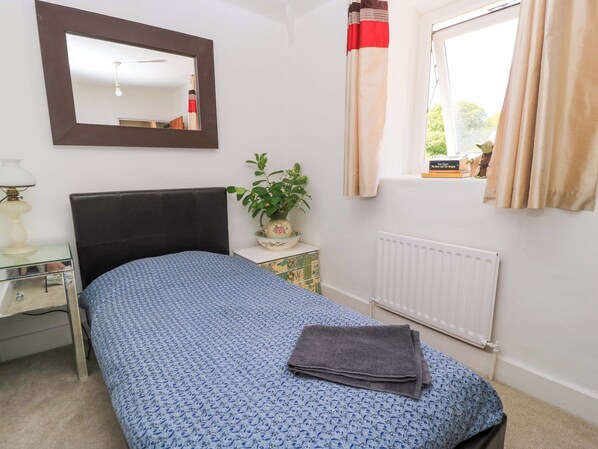 4 habitaciones, decoración personalizada y muebles diferentes