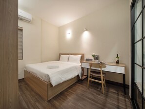 Basic Room, 1 Bedroom | Desk, free WiFi, bed sheets - The Harmony Hotel Riverside (Ha Noi)