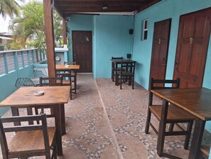 Mặt tiền nơi lưu trú