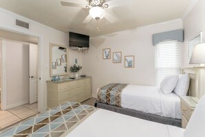 2 bedrooms, iron/ironing board, internet, bed sheets
