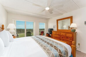 2 bedrooms, iron/ironing board, internet, bed sheets