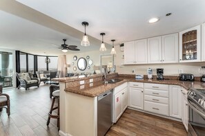 Fridge, microwave, stovetop, dishwasher