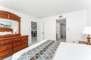 1 bedroom, iron/ironing board, Internet, bed sheets