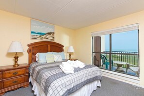 1 bedroom, iron/ironing board, Internet, bed sheets