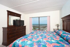 1 bedroom, iron/ironing board, Internet, bed sheets