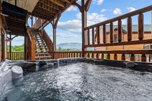 Bain à remous extérieur
