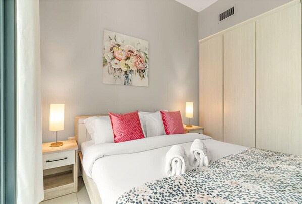 1 chambre, fer et planche à repasser, Wi-Fi, draps fournis
