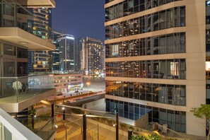 Property grounds - FIRST CLASS | 1BR | Burj Khalifa & Pool View (Downtown)