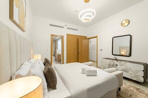 1 bedroom, desk, iron/ironing board, WiFi