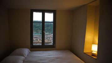 3 chambres, Wi-Fi gratuit, draps fournis