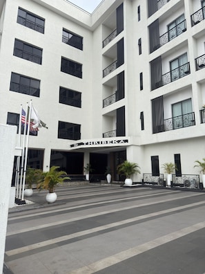 Unclassified image, 4 of 46, button - THE THRIBEKA INTERNATIONAL HOTEL (Asaba)