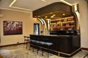 Bar (on property) - THE THRIBEKA INTERNATIONAL HOTEL (Asaba)