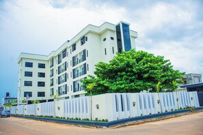 Front of property - THE THRIBEKA INTERNATIONAL HOTEL (Asaba)